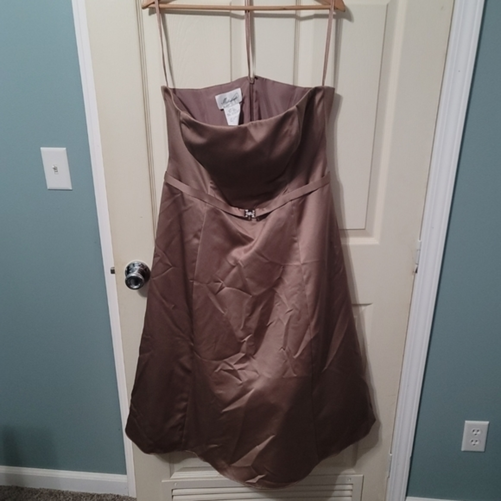 Michaelangelo Sleek Tan Strapless Dress Women's 16‎ Excellent Condition